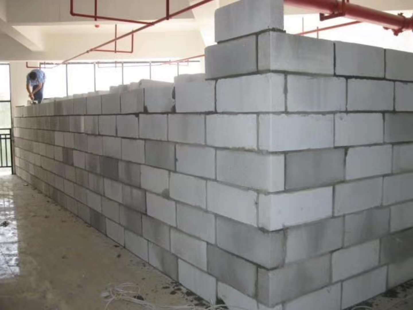 皇姑蒸压加气混凝土砌块承重墙静力和抗震性能的研究